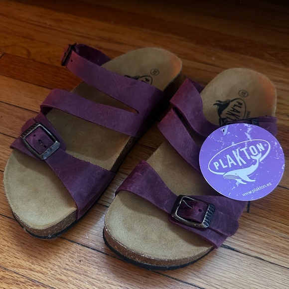Plakton Women's corkbed Sandals with Buckle Straps - Picture 1 of 4